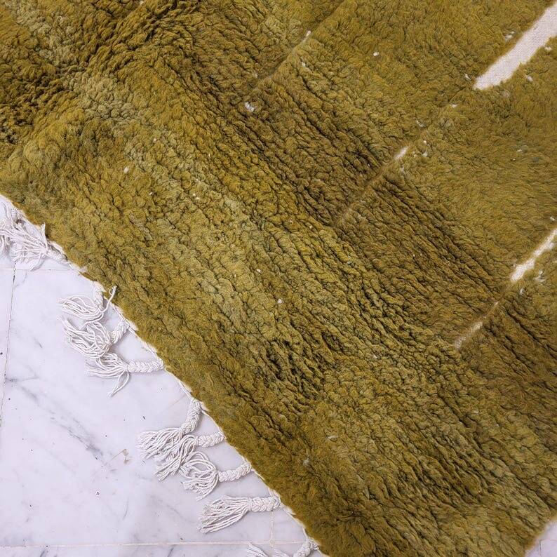 Handmade pure wool rug size 3/4 m