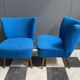 ensemble de 2 chaises de cocktail bleues des années 1960