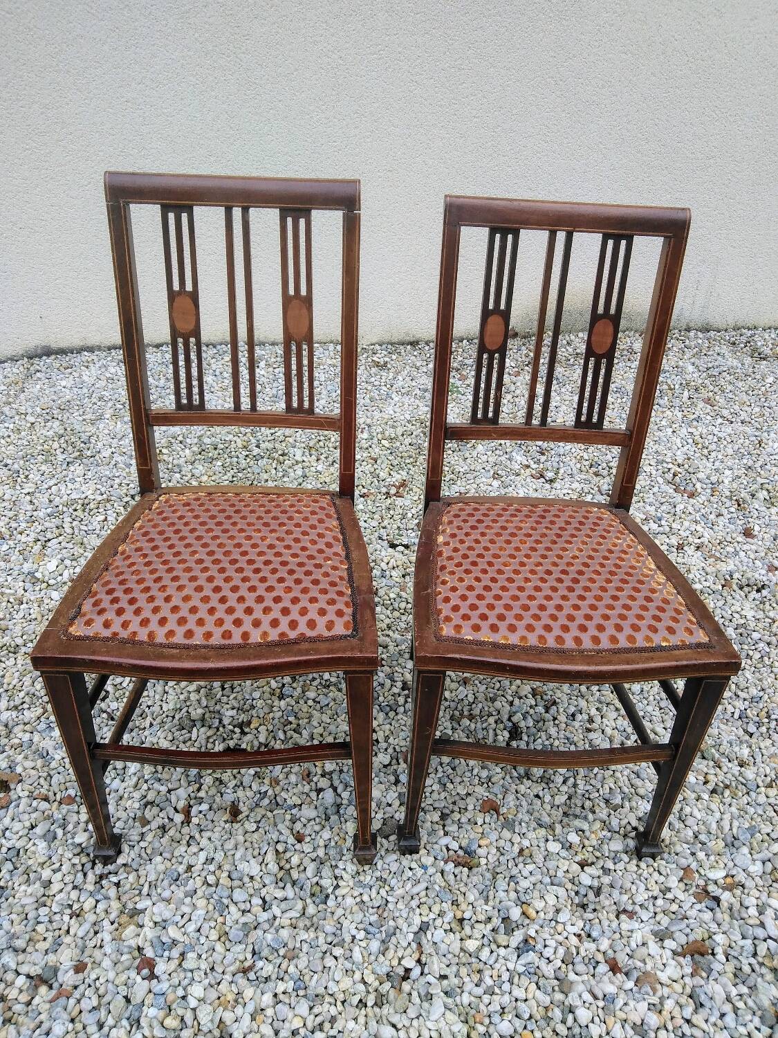 Pair of mahogany chairs 1920