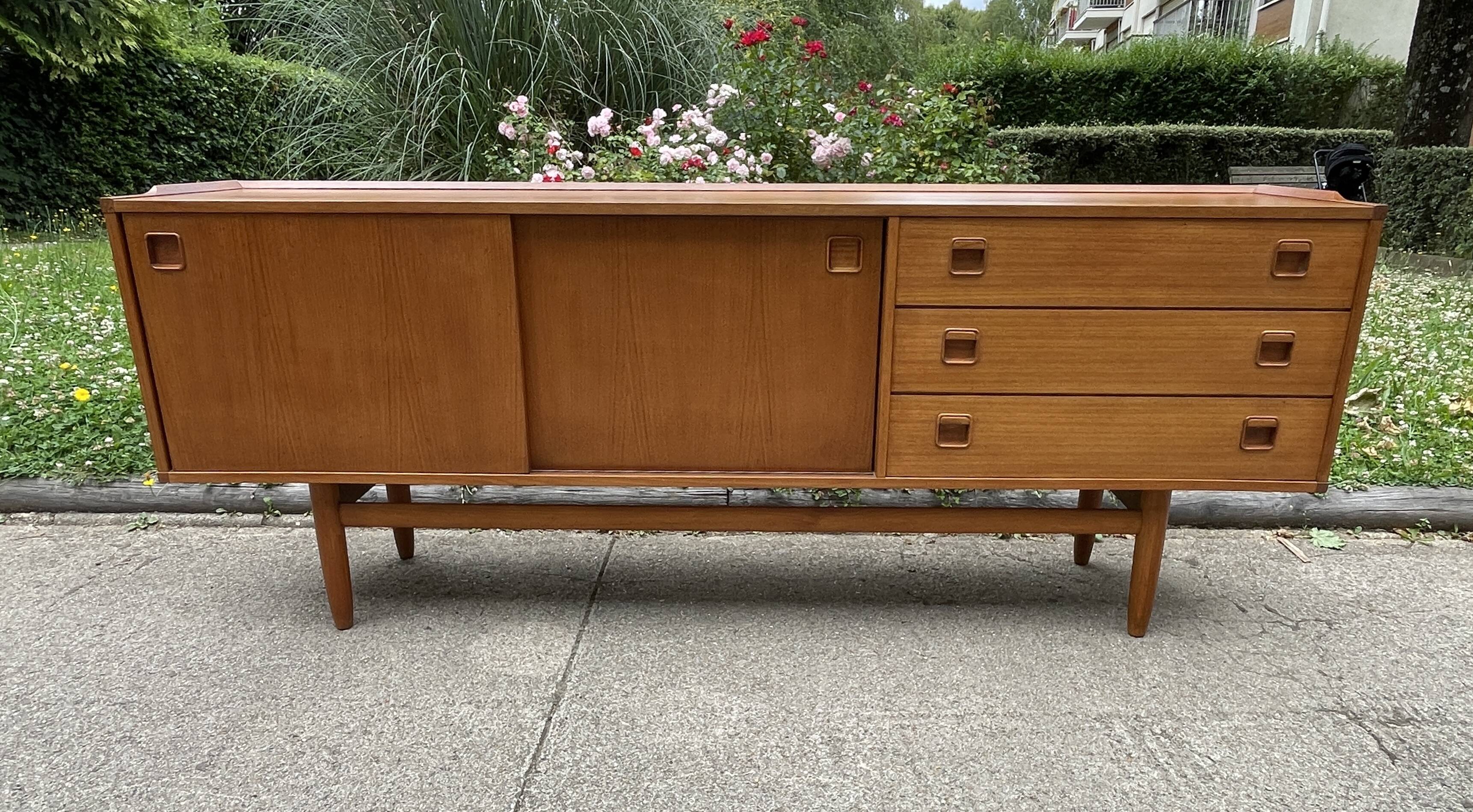 Scandinavian teak sideboard Rudolf Bernd Glatzel for Fristho 1960.