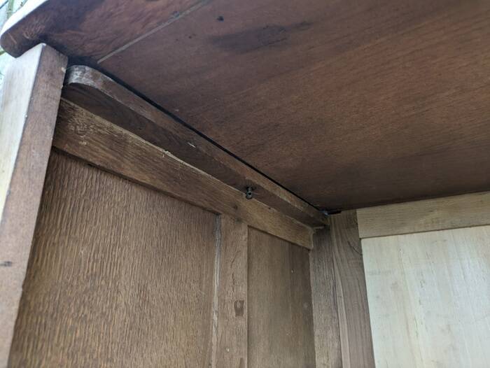 Wardrobe, removable wardrobe