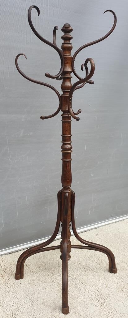 Fixed parrot rack bentwood Thonet 1900