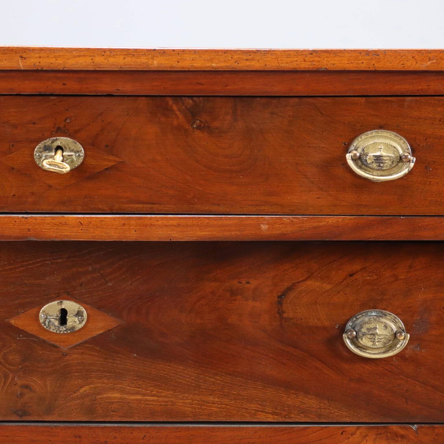 Commode ancienne en noyer 3 tiroirs, Italie XIXe siècle