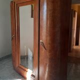 Armoire vintage
