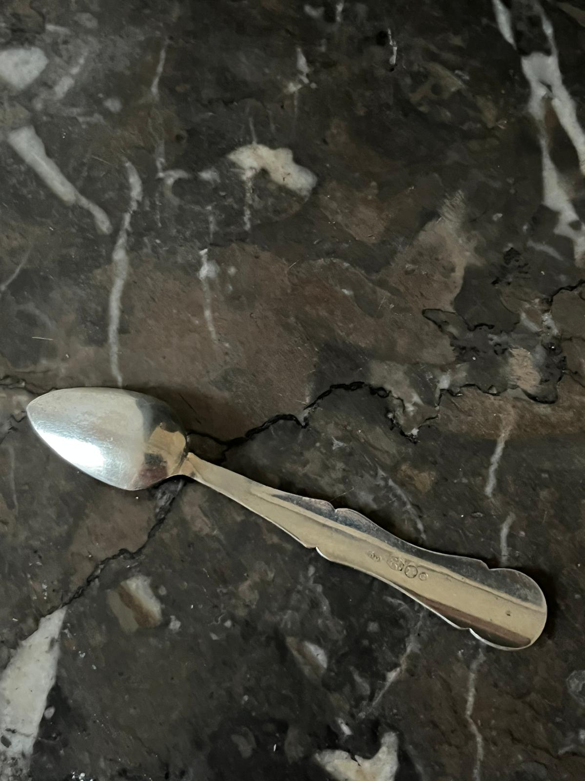 12 silver mocha spoons with flower decoration dating from 1916