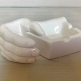 Hand ashtray