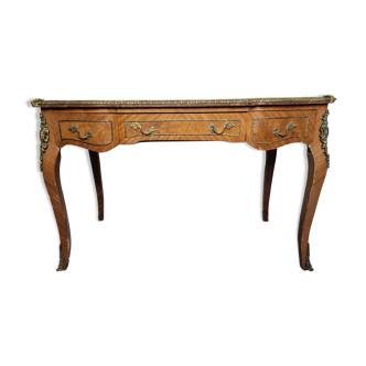Louis XV style wood marquetry desk, 19th century