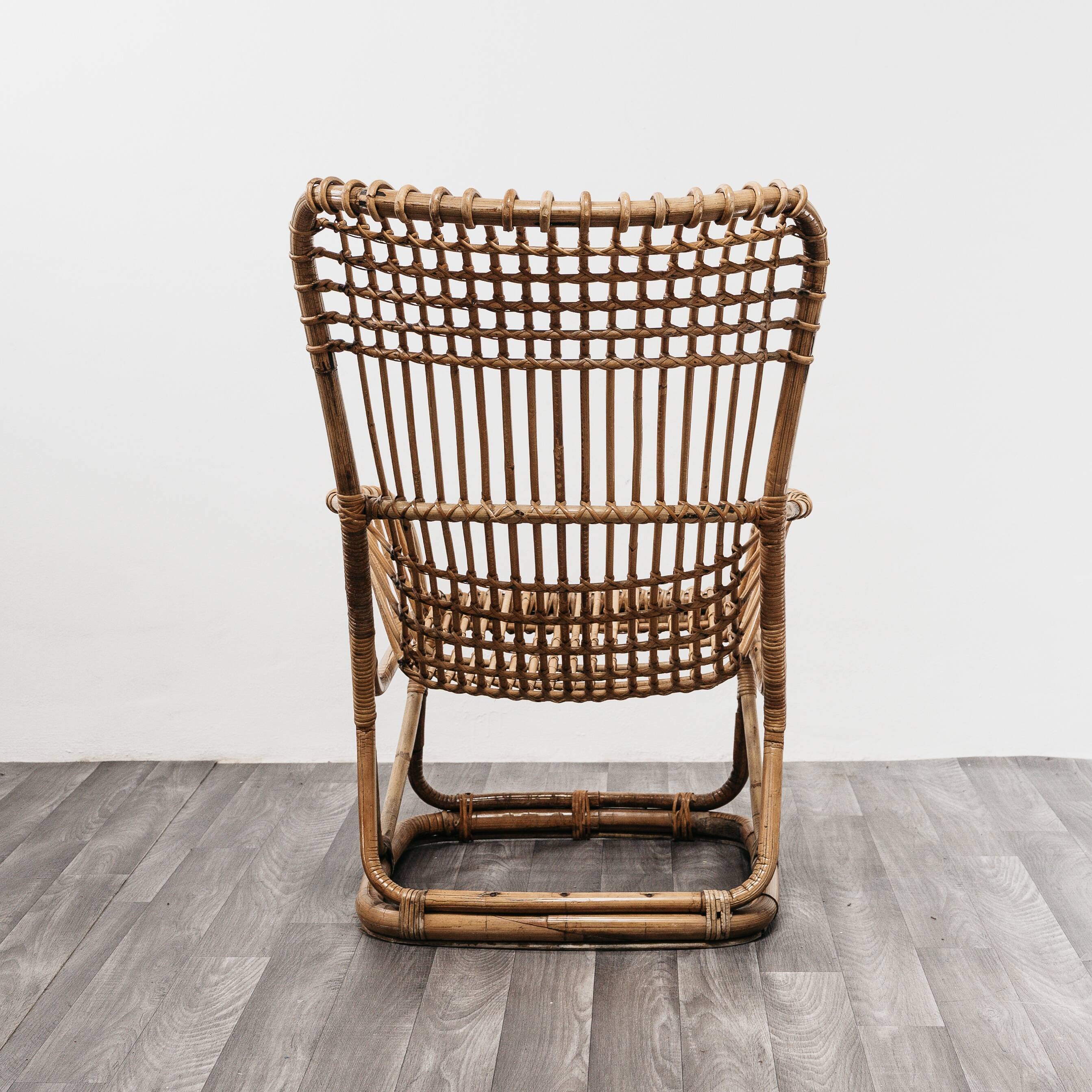 Paire de fauteuils B4 de Tito Agnoli,  Bonacina