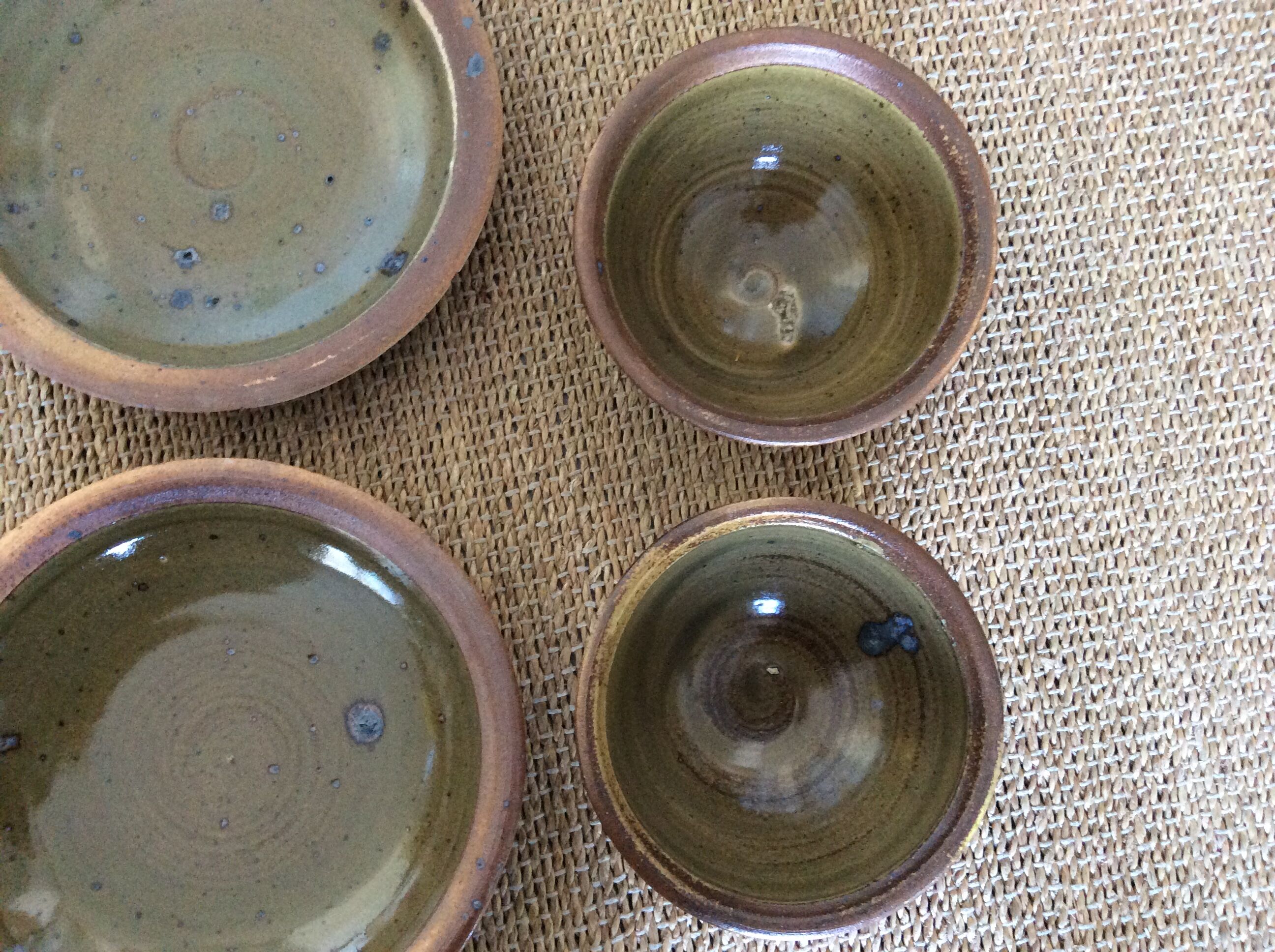 Set of stoneware plates