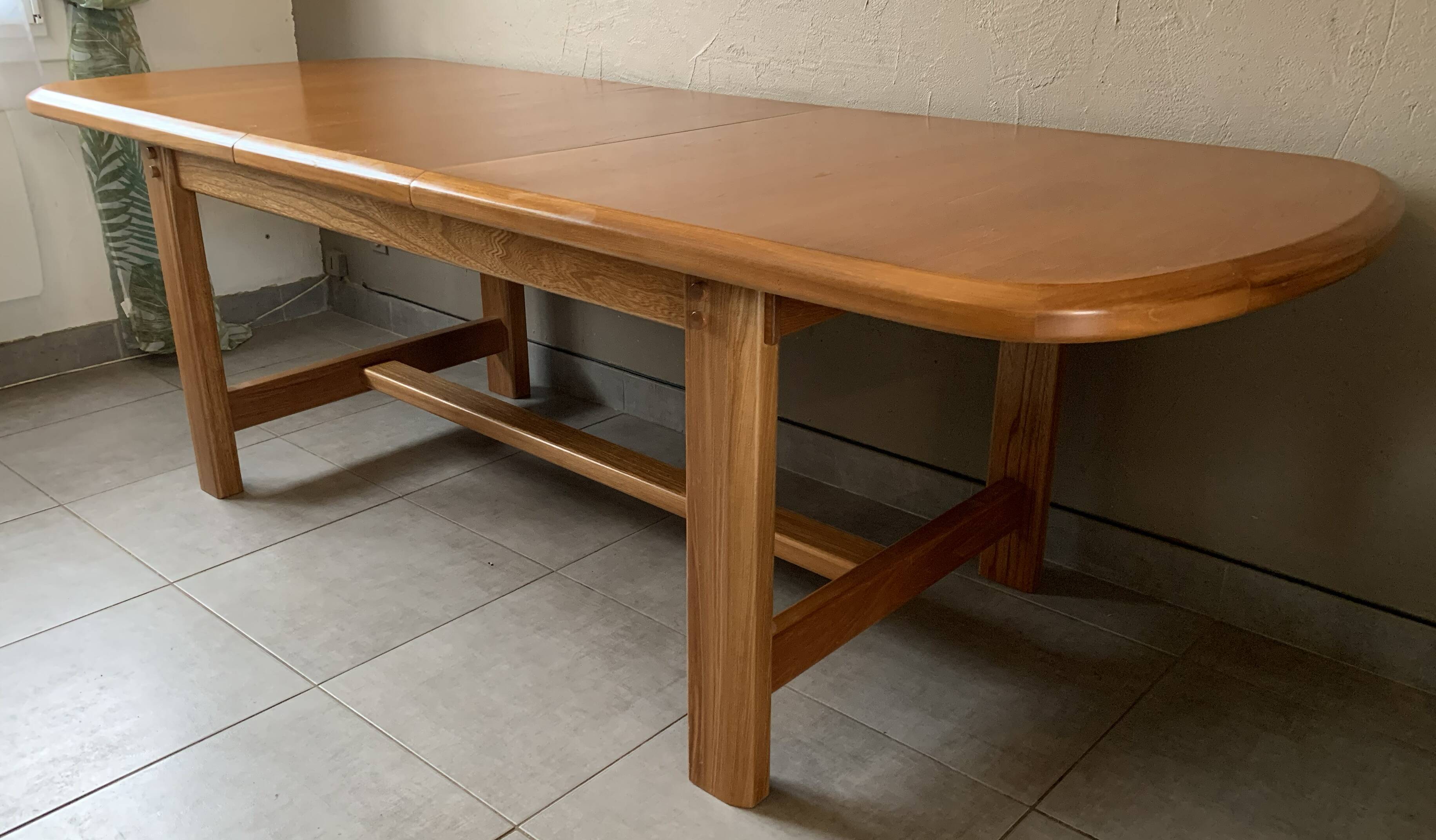 Regain House Elm Dining Room Set