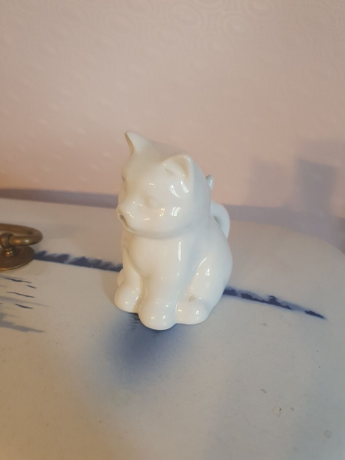 Petit pot à lait pot à crème en porcelaine en forme de chat vintage
