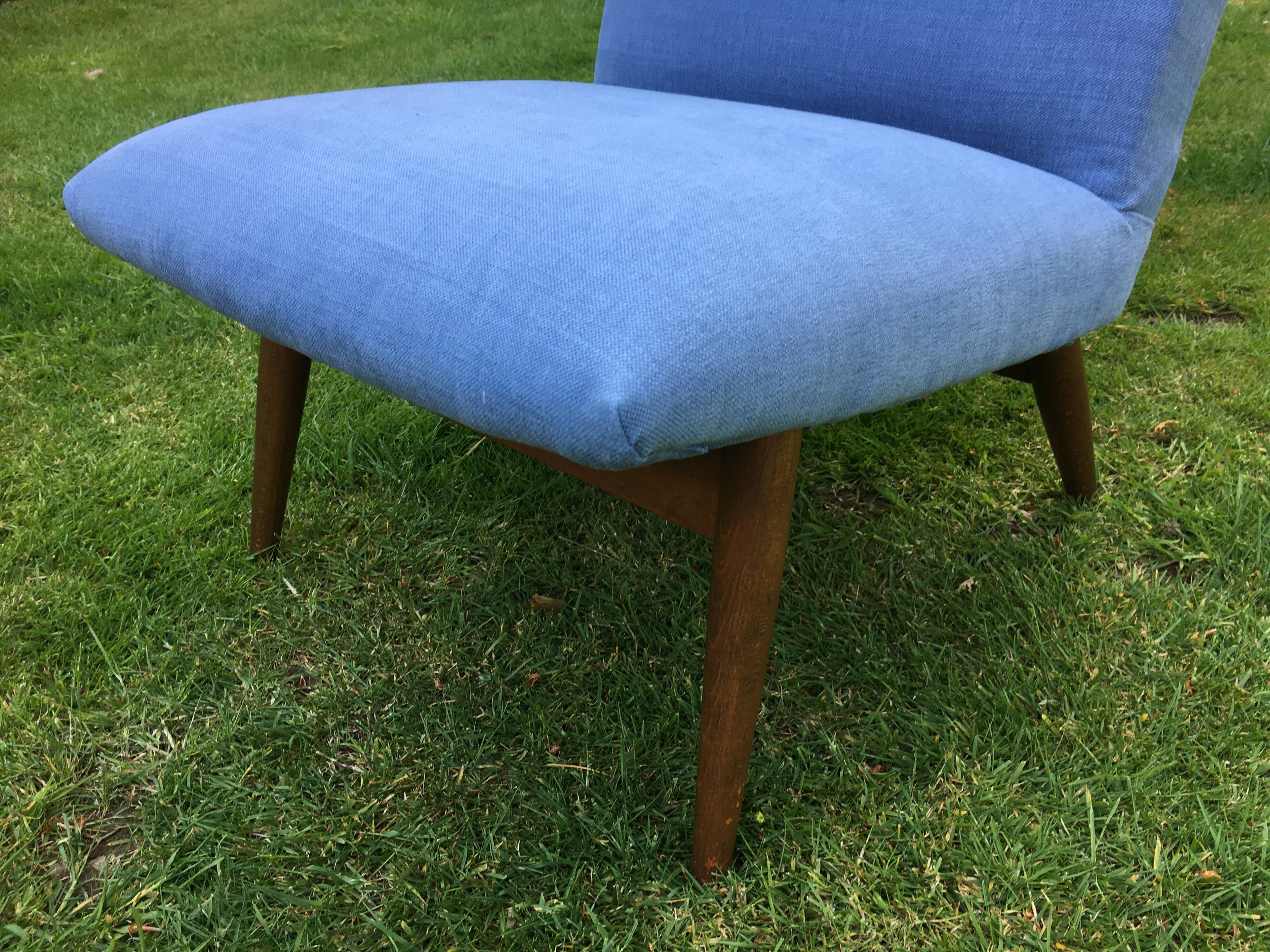 Parker Knoll armchair model PM 945/7