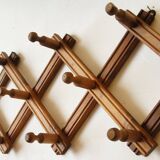 Wall coat rack "accordion" in solid wood