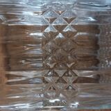 1 set of 2 whisky decanters