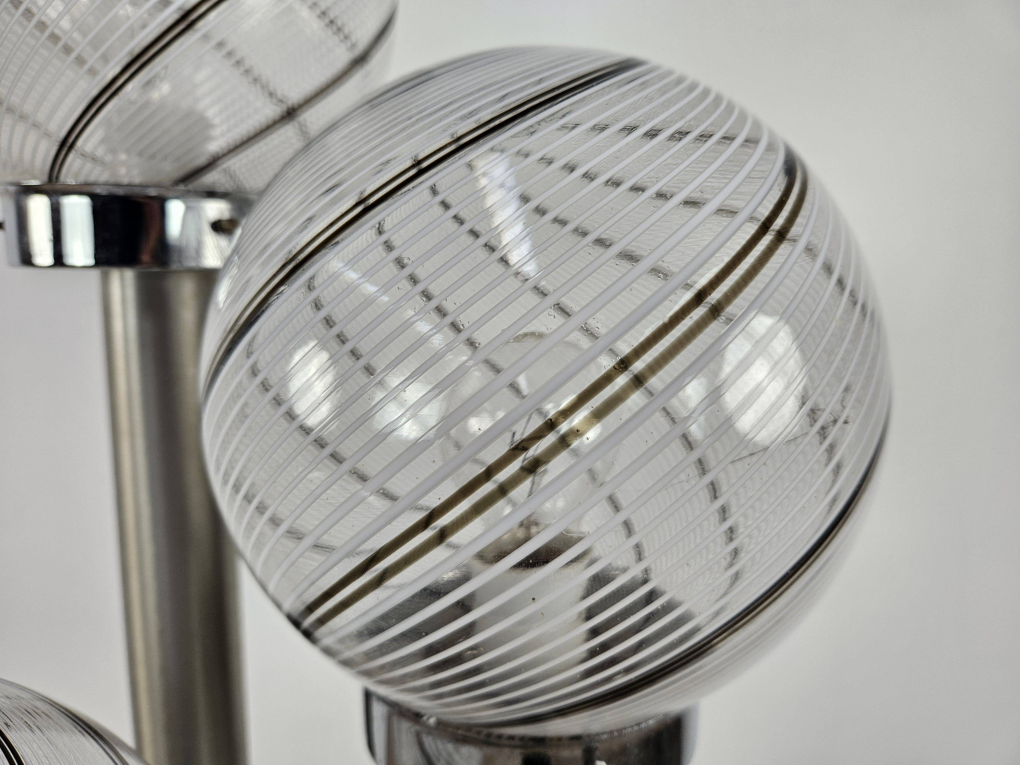Lampadaire tourbillon en verre de Murano avec trois points lumineux milieu du siècle années 70