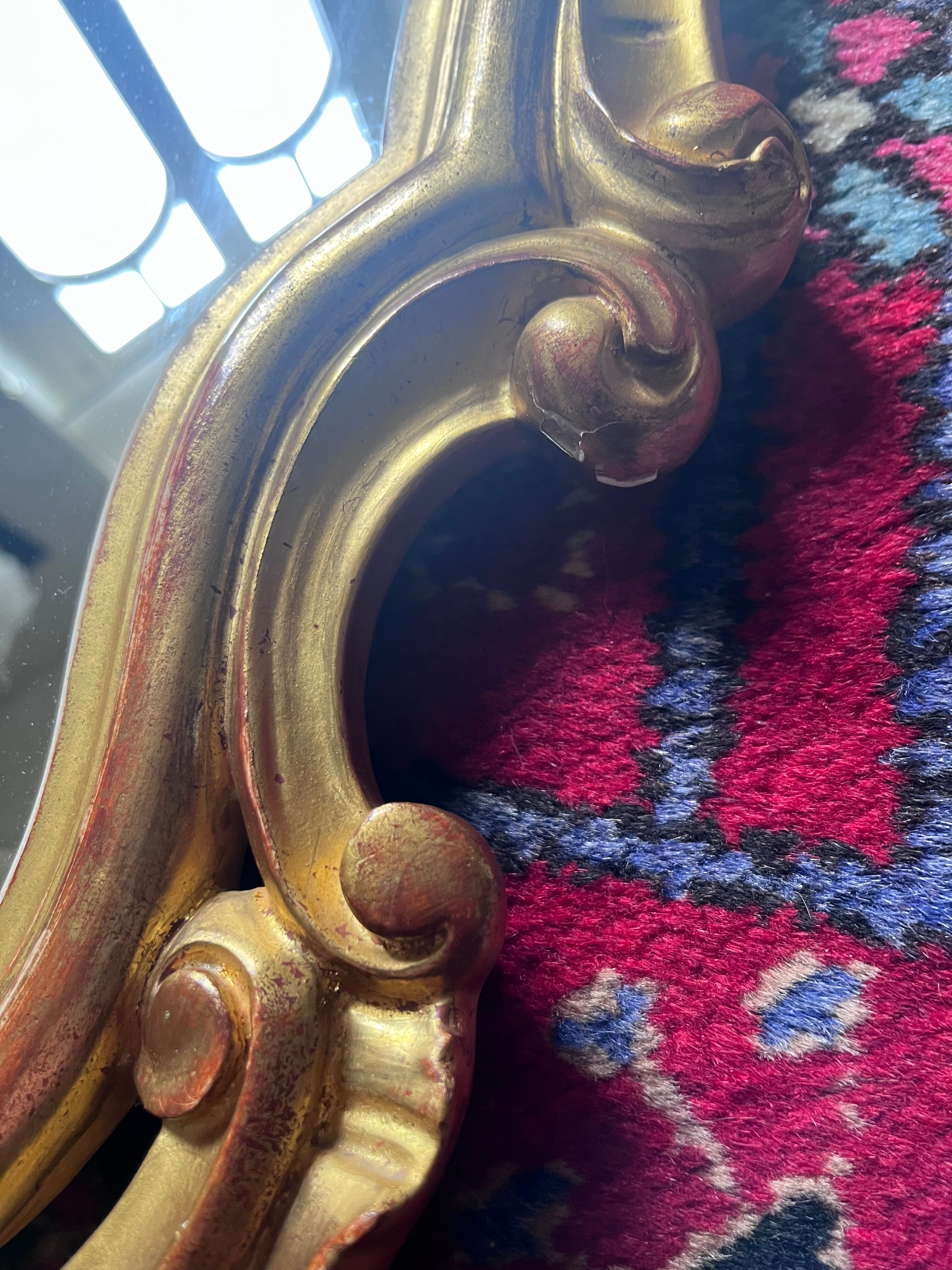 Miroir baroque en bois doré