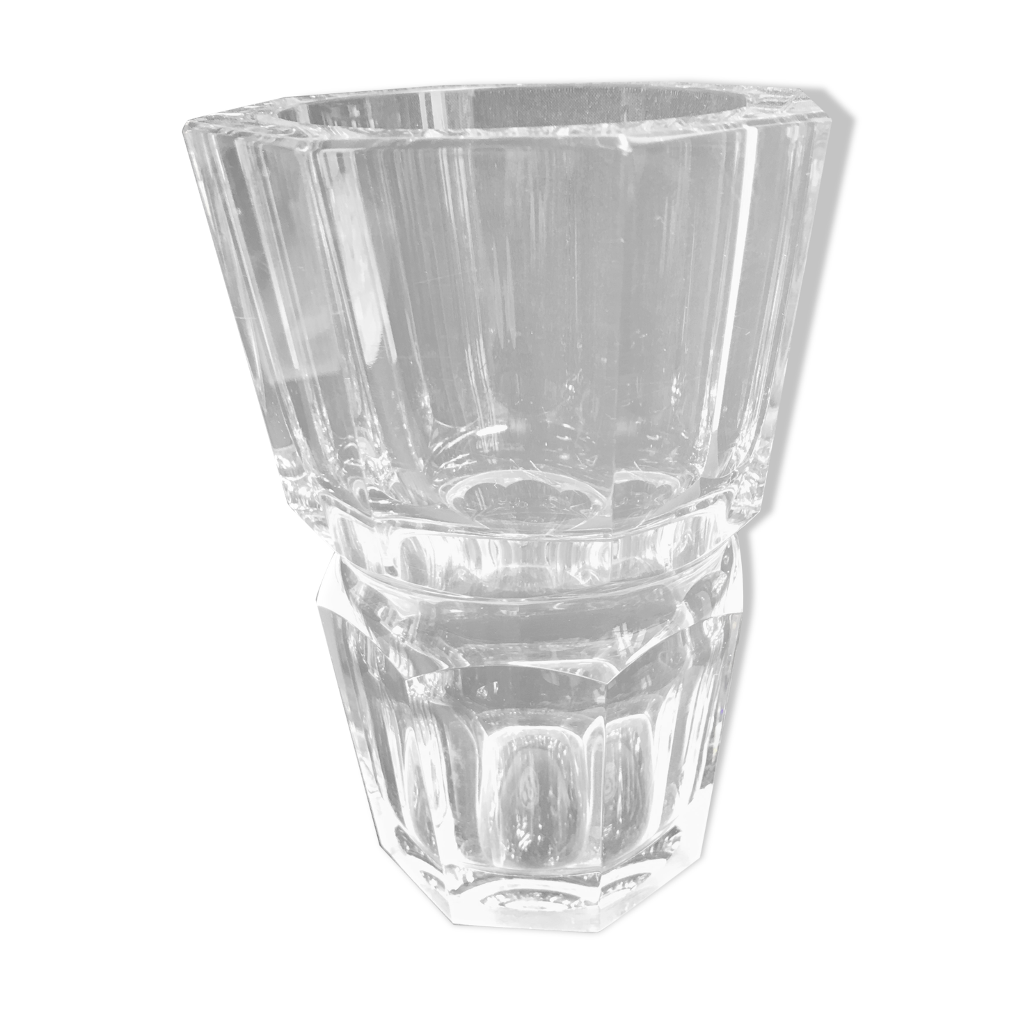 Model edith vase, cut crystal  baccarat