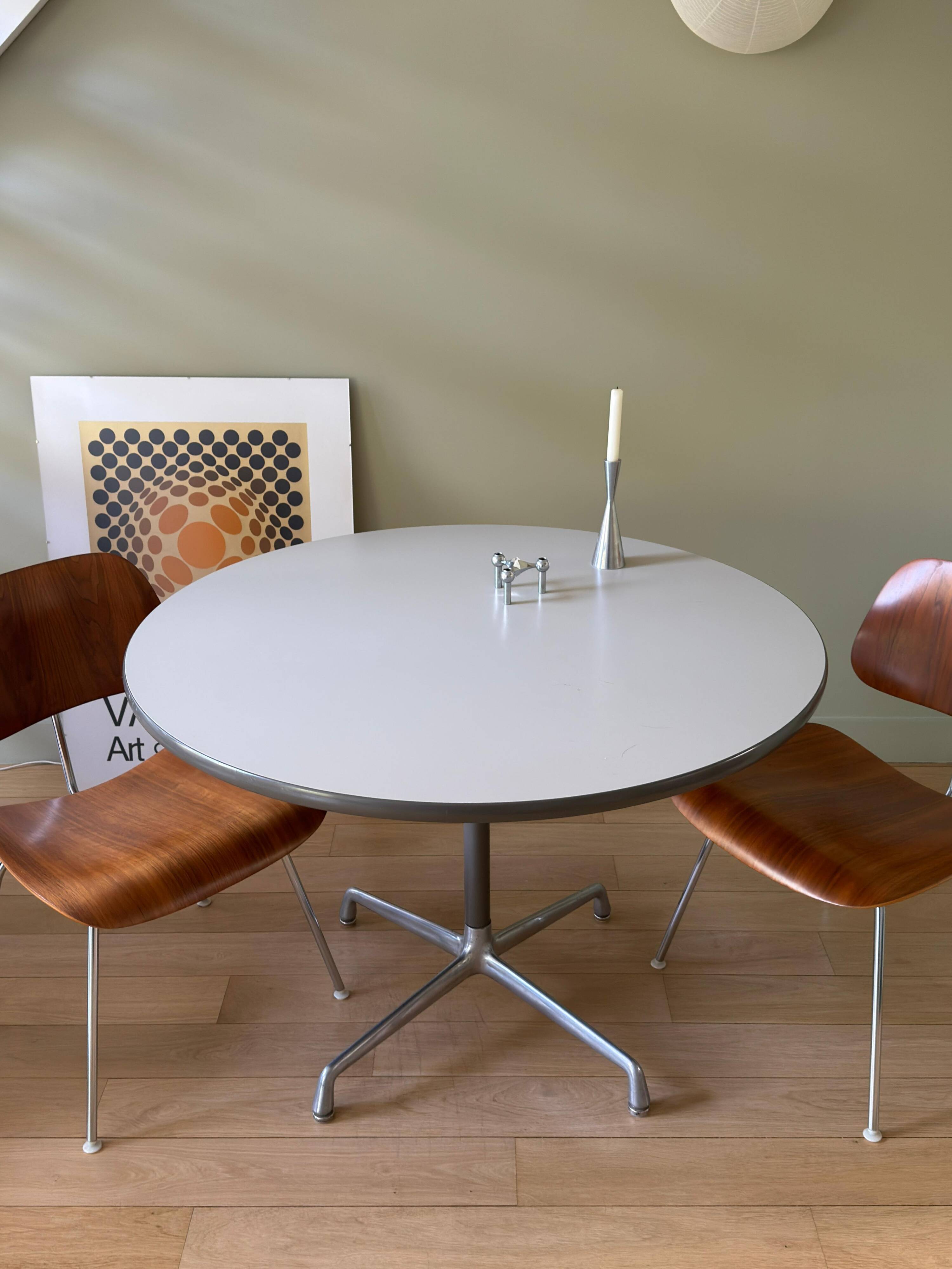Eames table edition Herman Miller