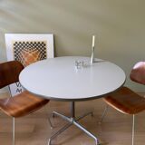 Eames table edition Herman Miller
