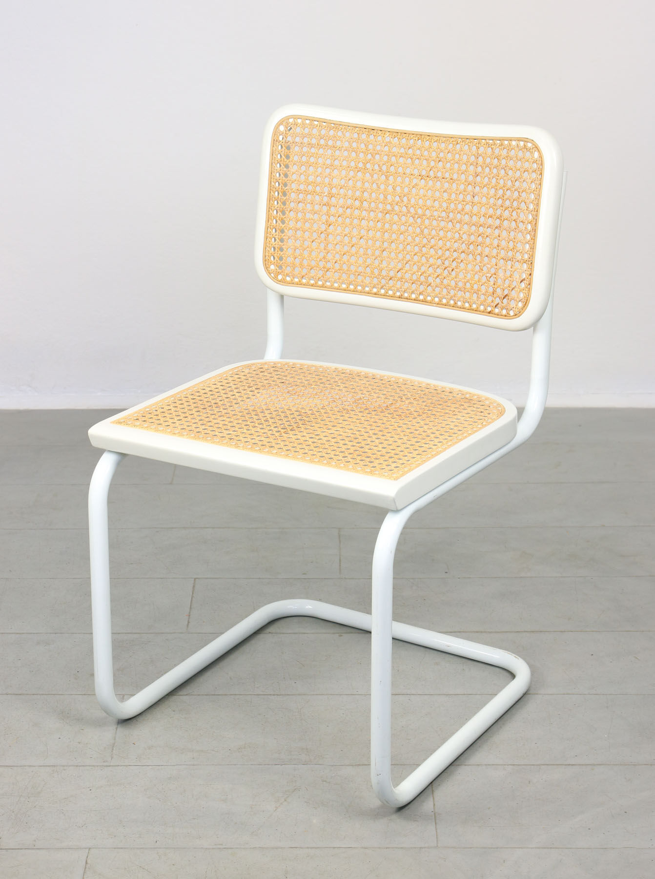 Vintage white B32 Cesca chair by Marcel Breuer, 90s