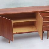 1960s sideboard in walnut with 4 drawers