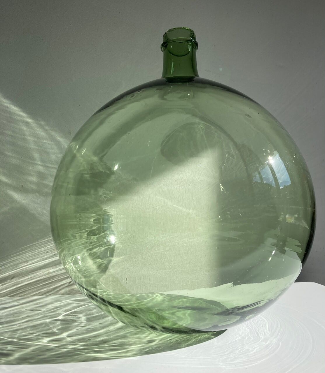 Dame-jeanne very old about 10/12L