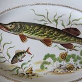 Moulin des loups serving dish in good condition.