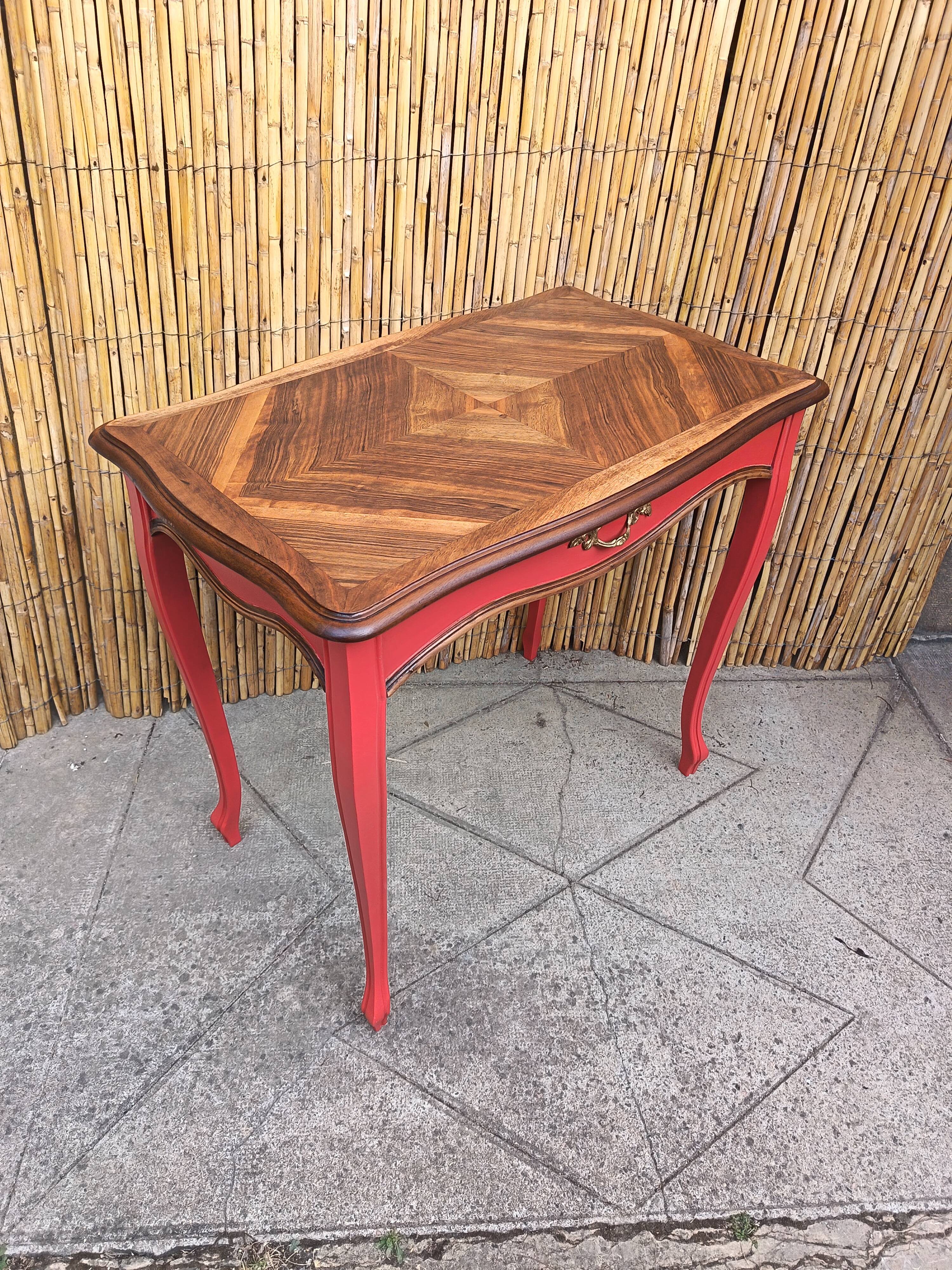 Bureau polychrome style Louis XV