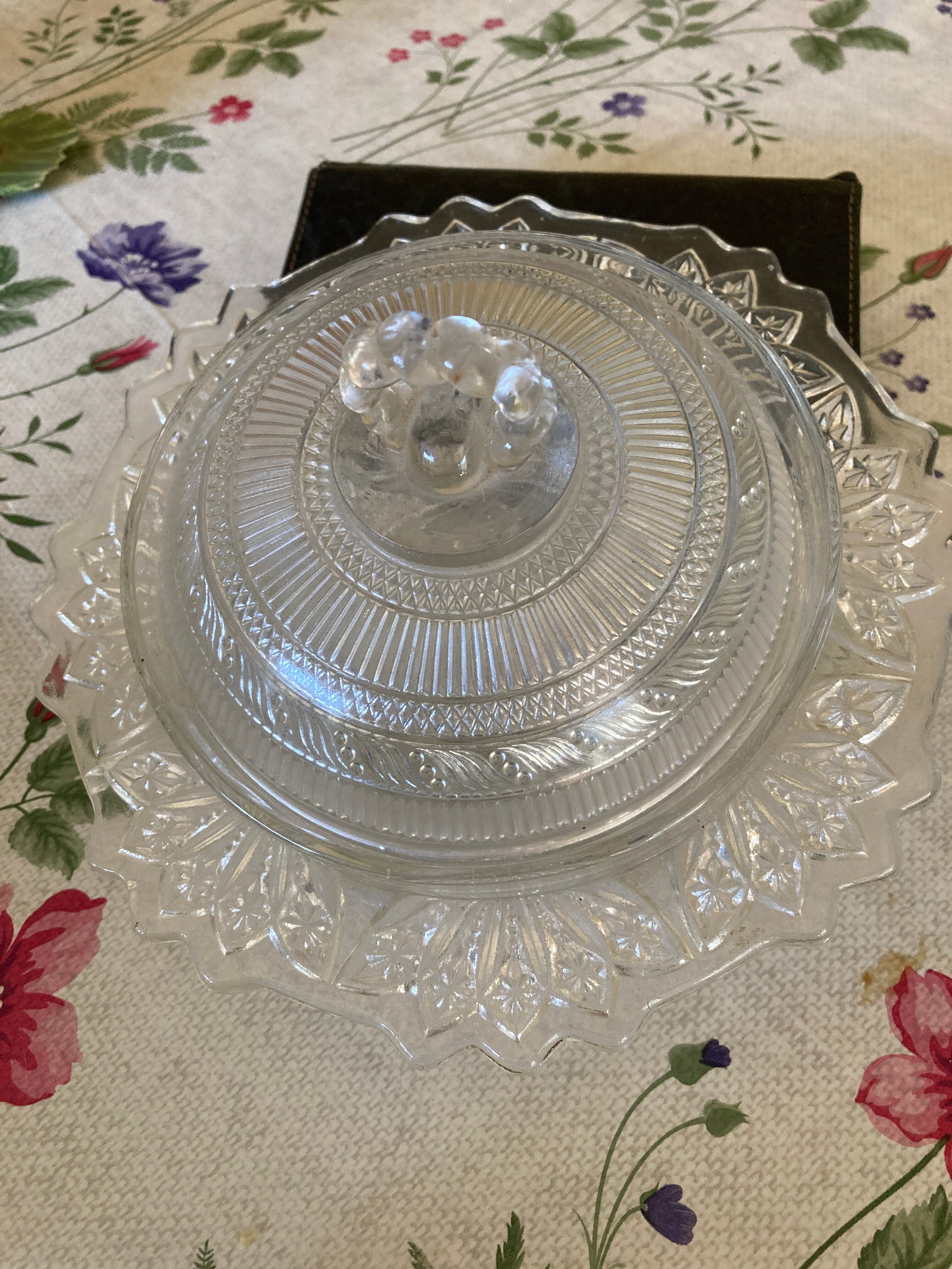Sugar bowl