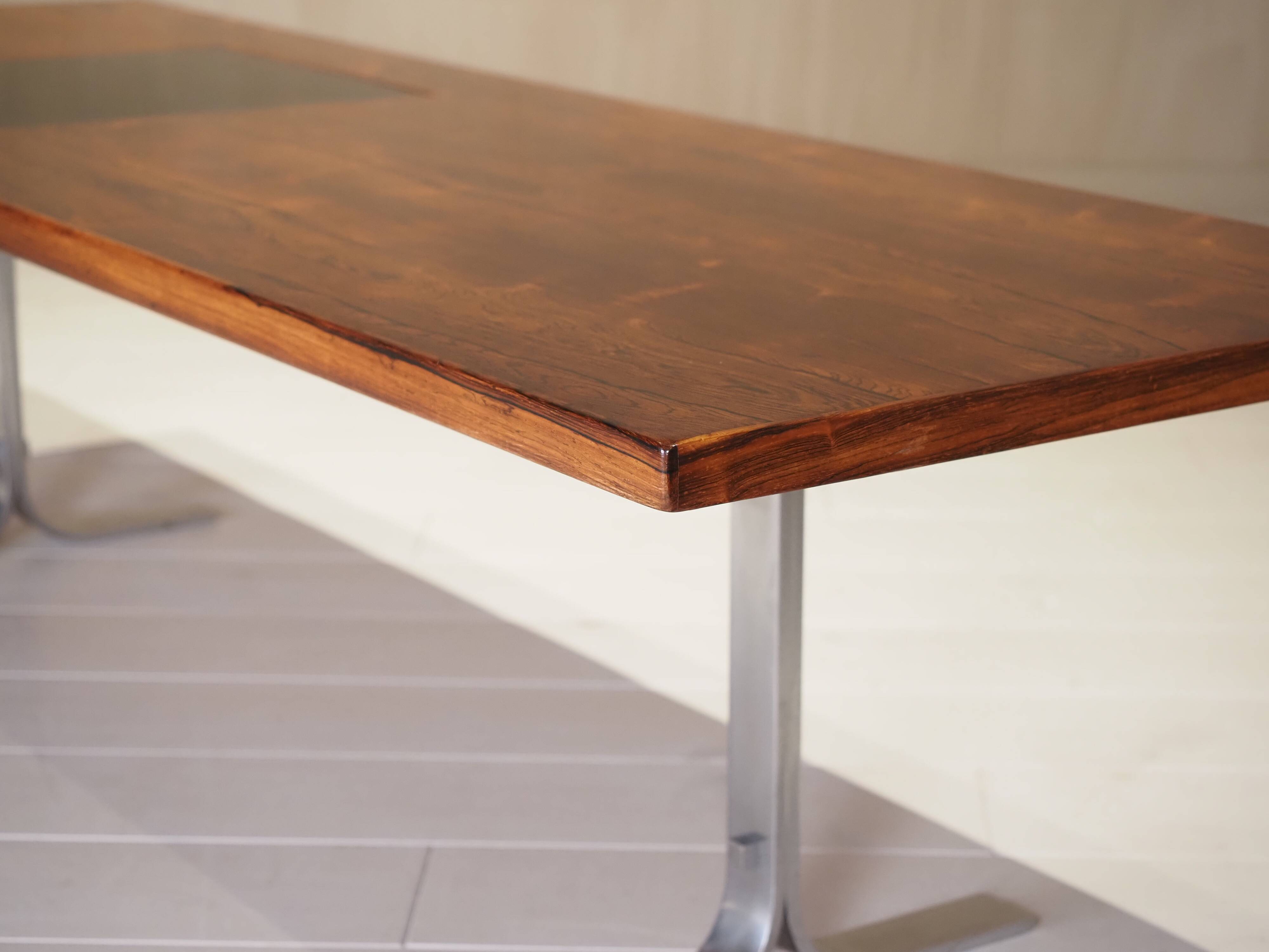 "Model 66" coffee table from the 1950s by Erik Bach.