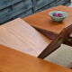 Table à manger à rallonge papillon par McIntosh
