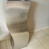 Wave column vase