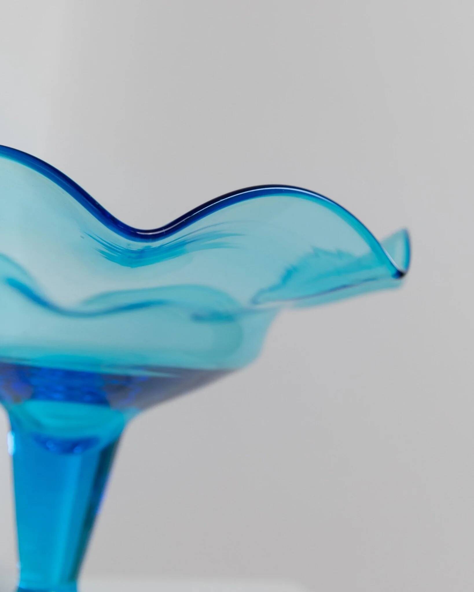 Blue Murano Glass Footed Dessert Bowl, Italy 1980s - Vintage Verre-et-Cristal Art