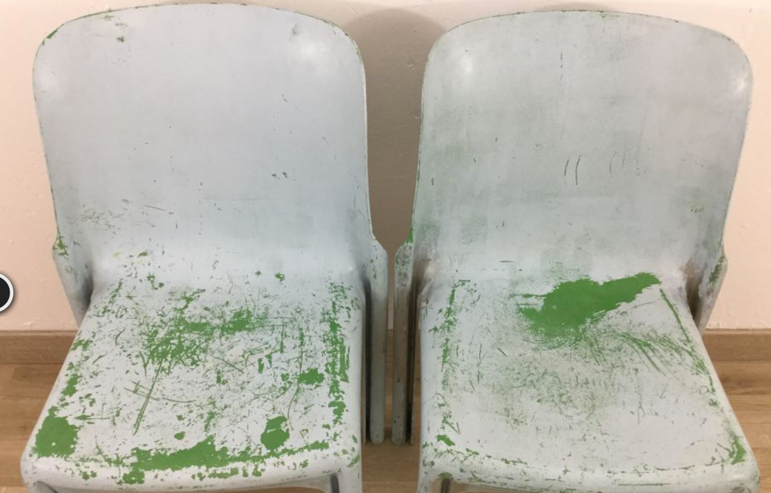 Pair of chairs Artemide "Selene" Vico Magistretti, 1960