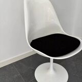 vintage Saarinen Knoll 4x chairs and table Tulip set