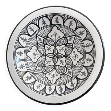 Large oriental hollow dish