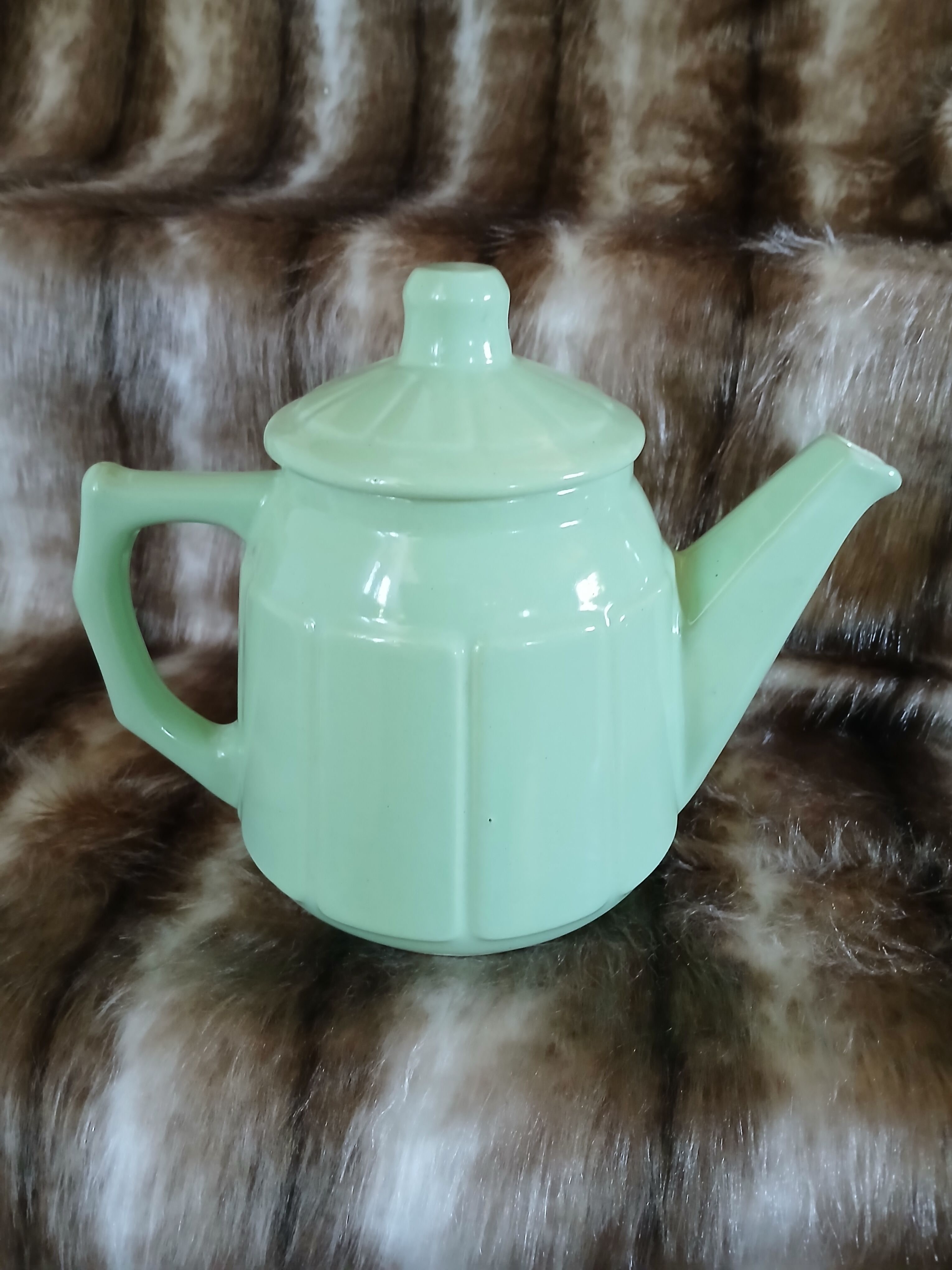 Vintage coffee pot/teapot