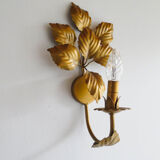 Foliage wall lamp