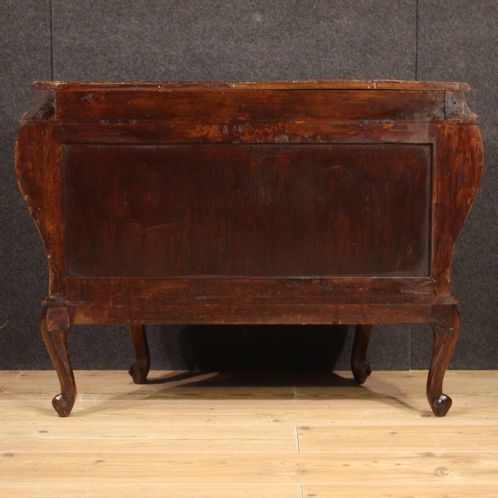 Elegant 20th century Venetian dresser