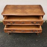 Beautiful vintage wooden chest of drawers with 2 drawers.