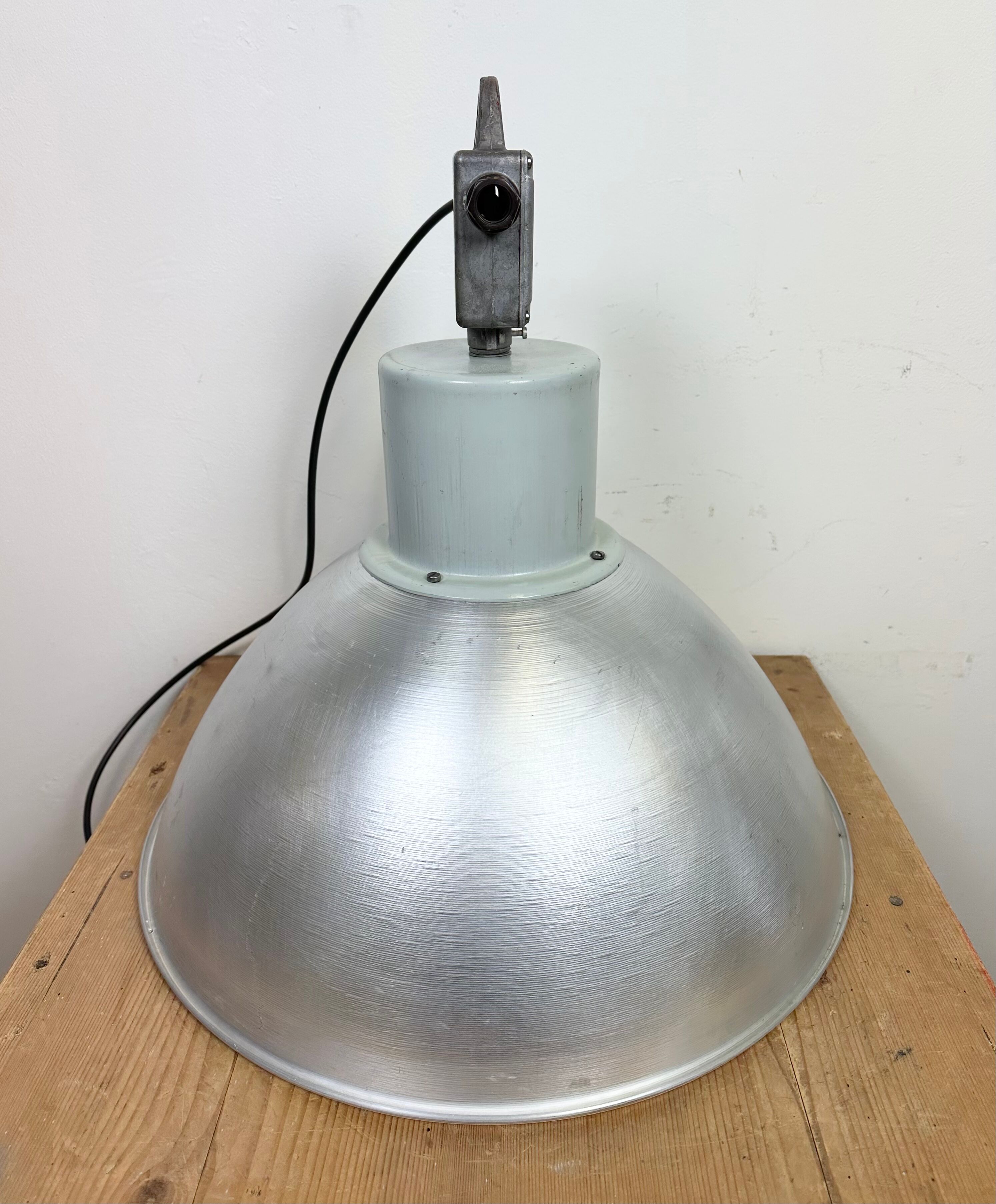 Industrial aluminium pendant light from Elektrosvit, 1960s