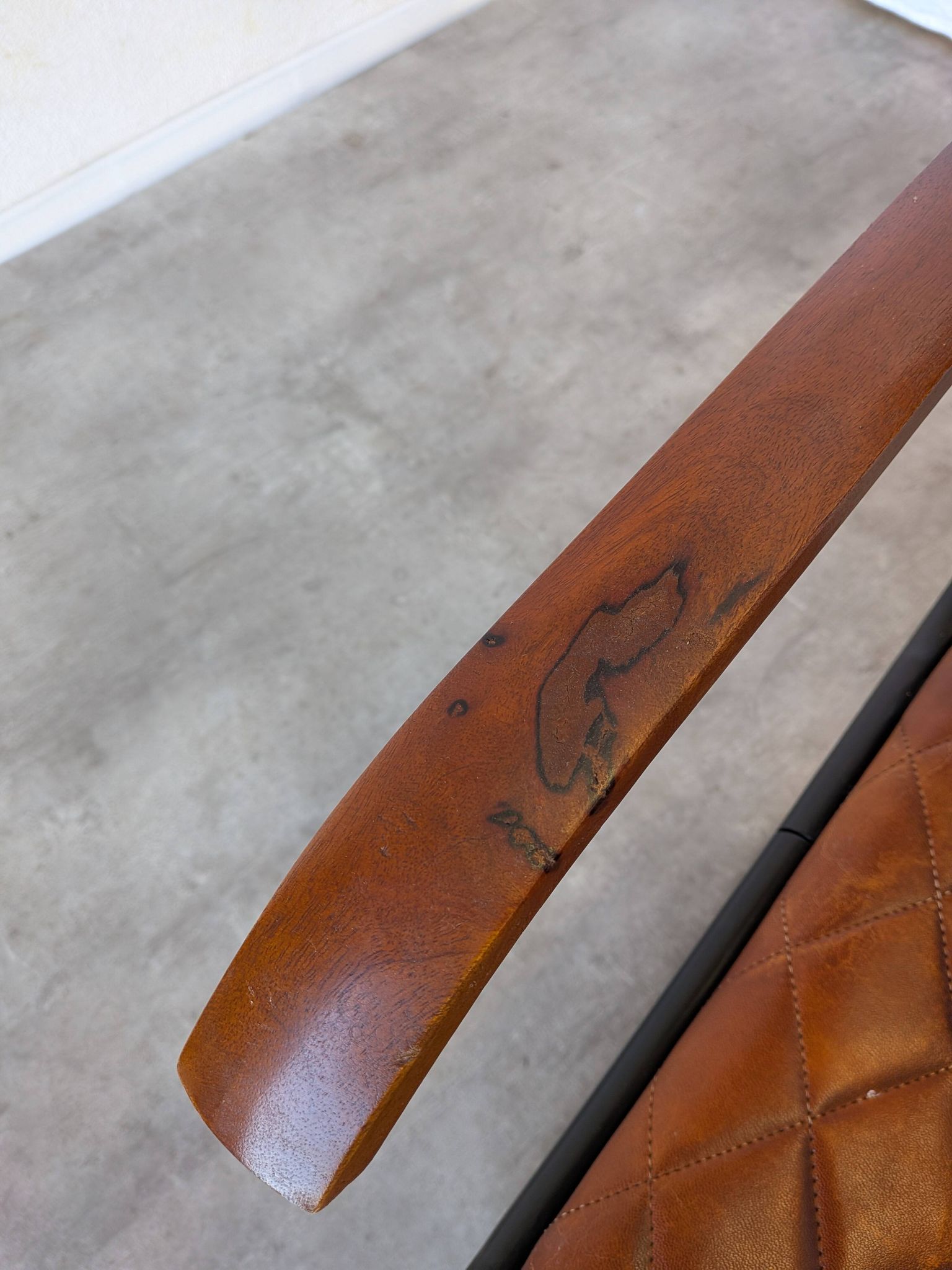 Chaise de salle à manger en cuir matelassé vintage : fauteuil de bureau industriel
