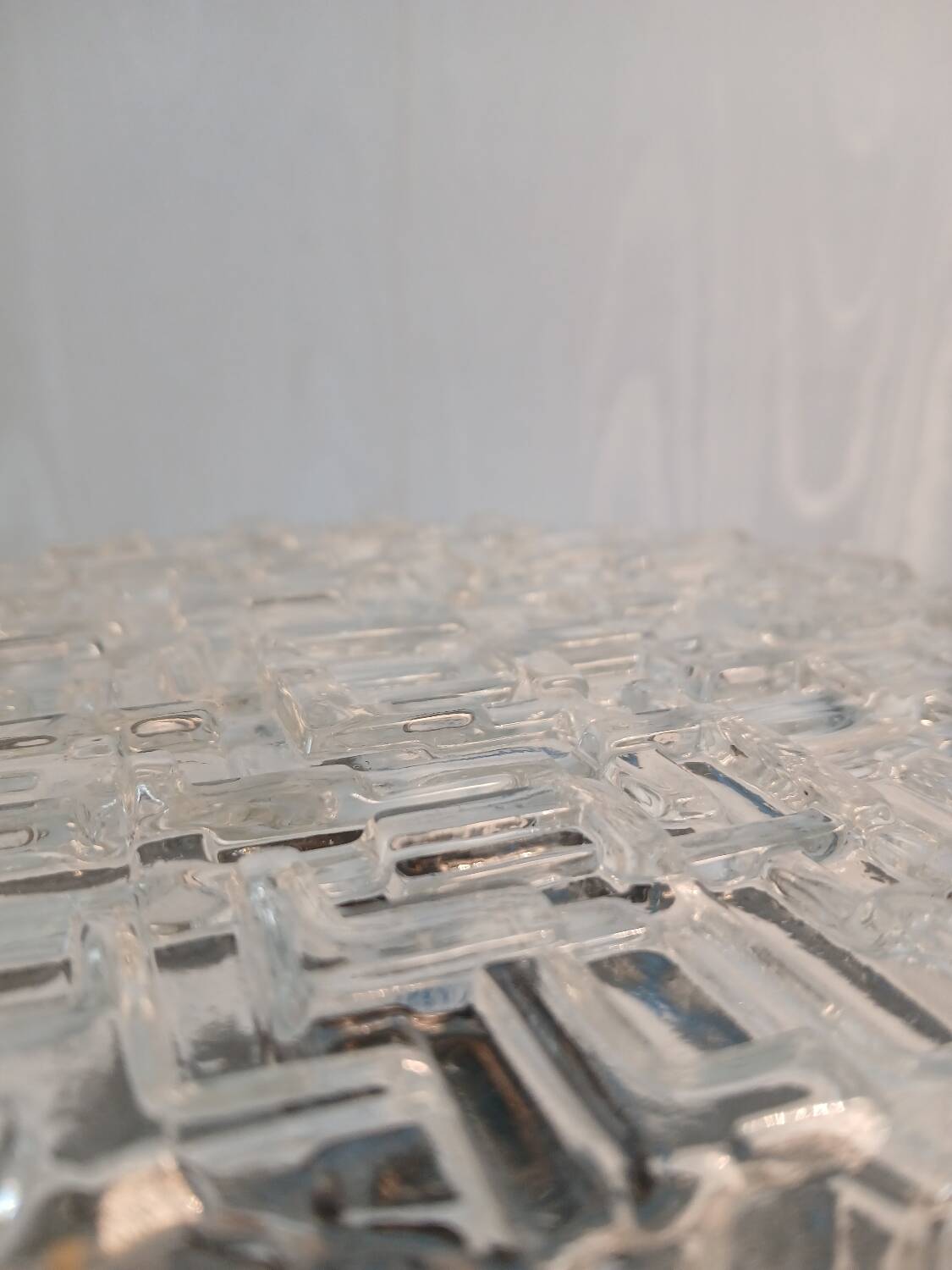 Vintage wall or ceiling light in molded glass - brutalist style - dia