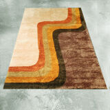 1970s Geometric Space Age Rug in Pure Wool. Made in Italy