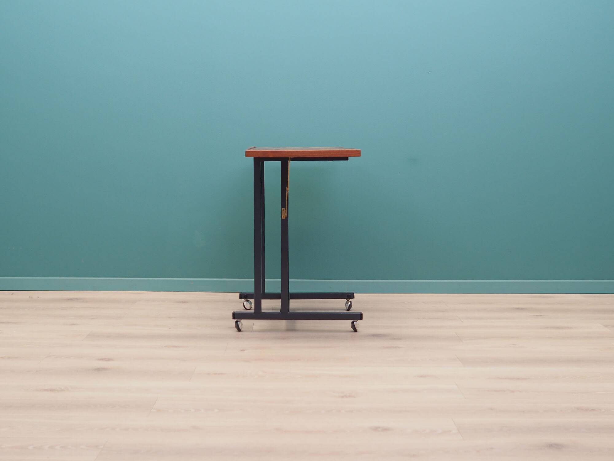 Troley table, Danish design, 1970s, production: Labofa Møbler