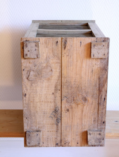 Garde manger grillagé shabby chic