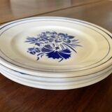 Set of 4 flat plates mismatched