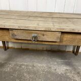 Farm table