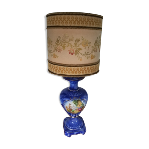 Lampe ancienne et son