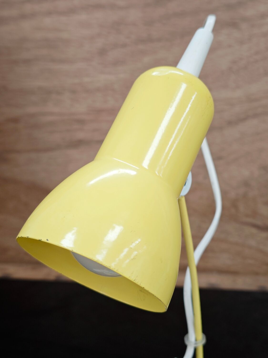 Lampe de bureau vintage jaune 1980